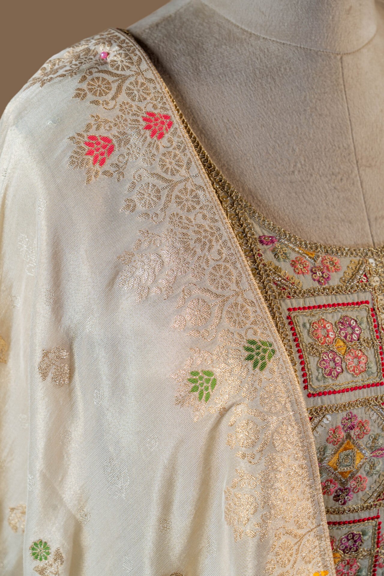 Off-White Festive Ensemble with Embroidered Yoke. - Image 3