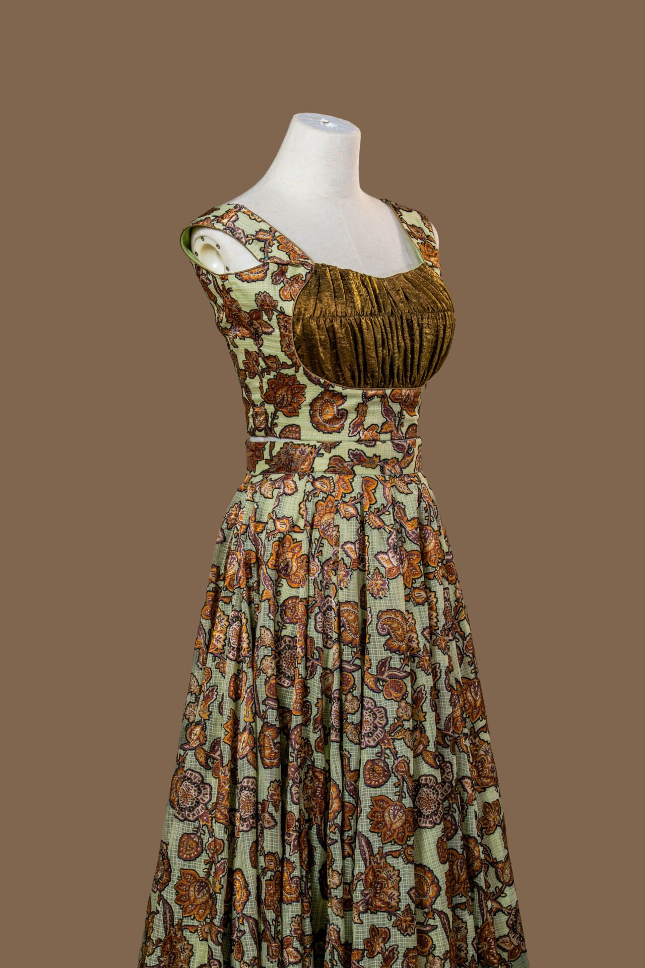 Crushed Bronze Bodice and Floral Print Flare Dress. - Image 3